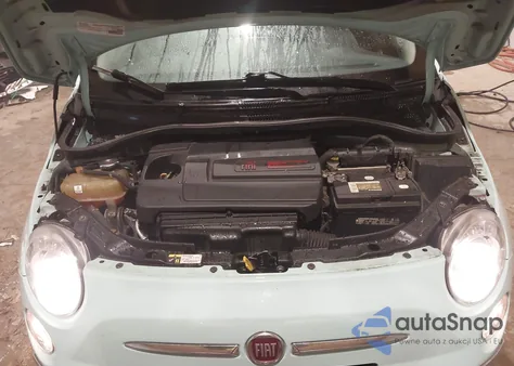 2017 Fiat 500 Lounge z USA, uszkodzony, nr VIN 3C3CFFCR9HT515381